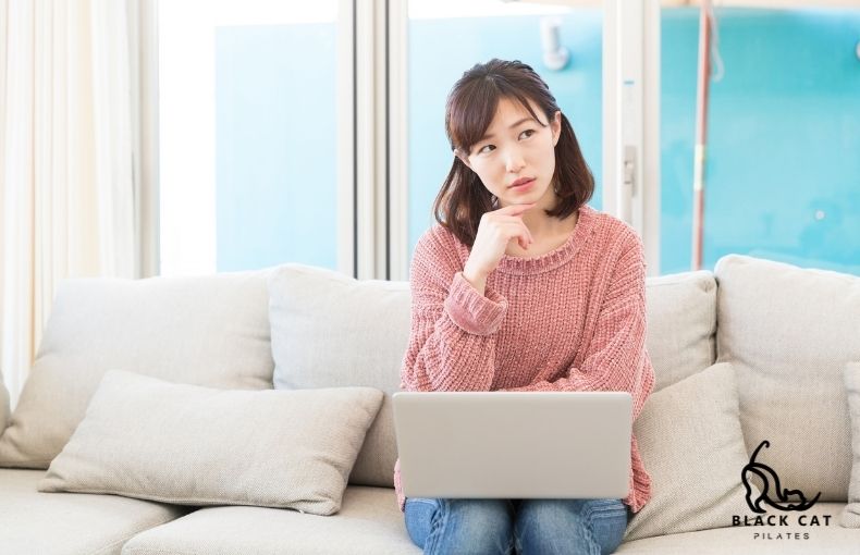 ヨガとピラティス、何がどう違うの？