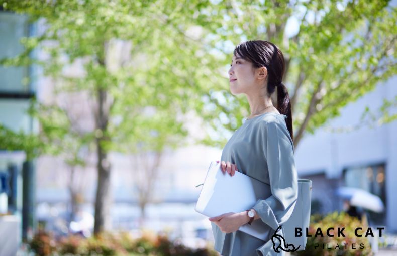  姿勢が変われば、あなたの印象は劇的に変わります。