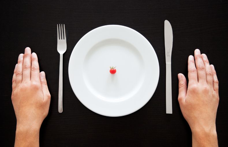 その「食べない」は美しさを削っていませんか?オートファジーの光と影