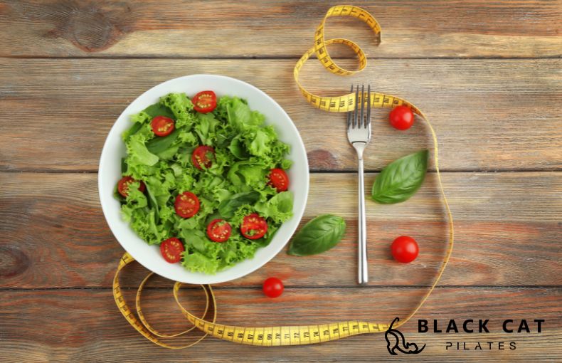 食事制限ではへこまない?大人世代の「ぽっこりお腹」の真実